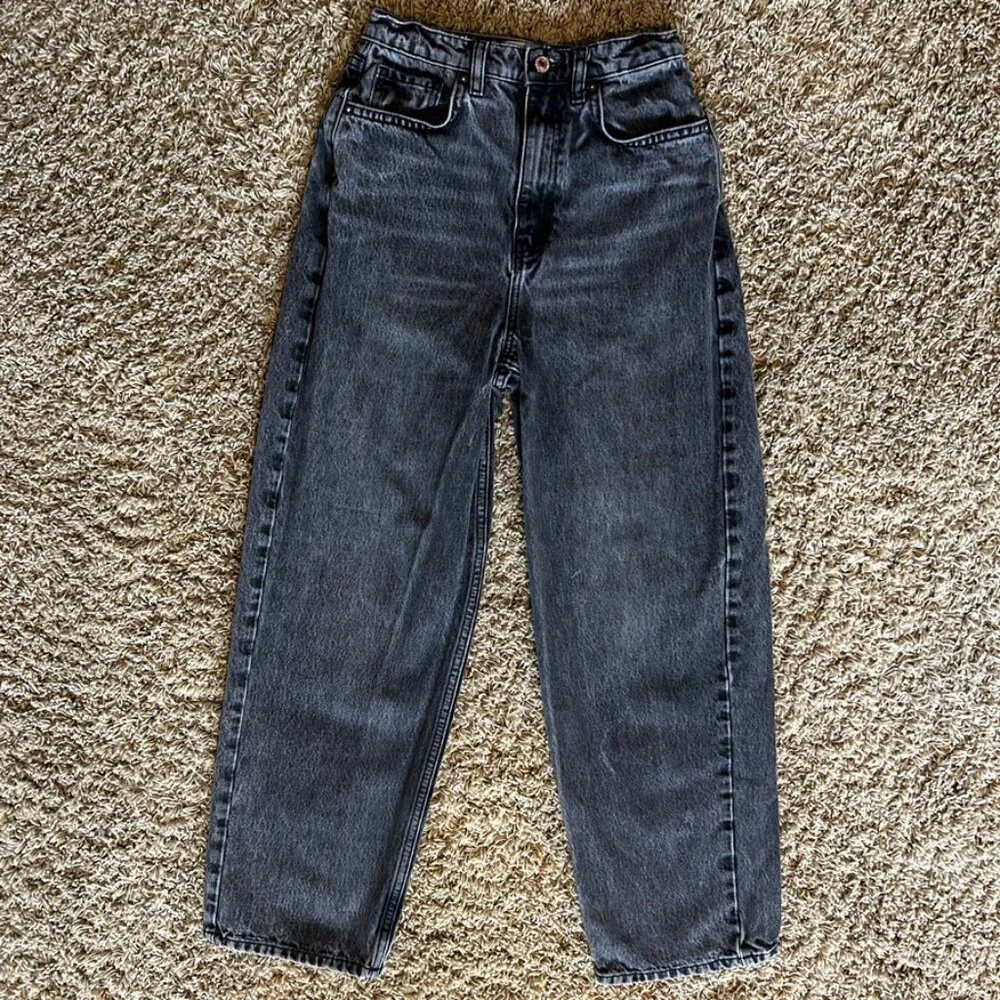 We the Free Frank Dad Jean in Black Women's Size 25 Free People Cropped - Picture 4 of 11